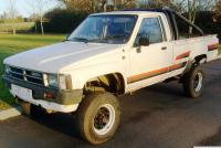 <br />Toyota HILUX 85-90